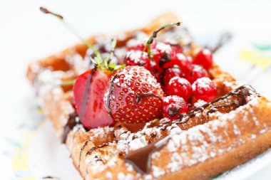 meyve ile Belçika waffle