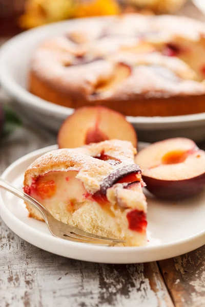 Plum cake — Stock Photo, Image