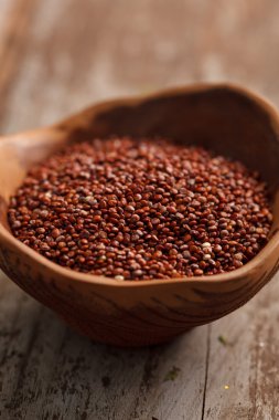 Kırmızı quinoa