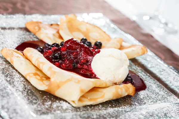 Pancakes with jam — Stock Photo, Image