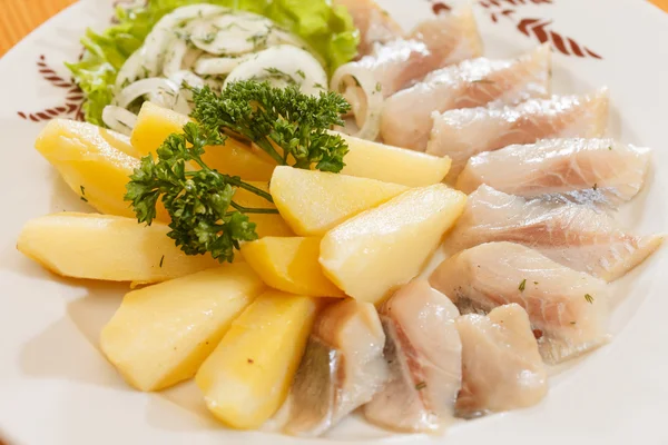 Herring with potatoes — Stock Photo, Image