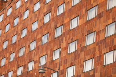 Bir binanın ön cephesi