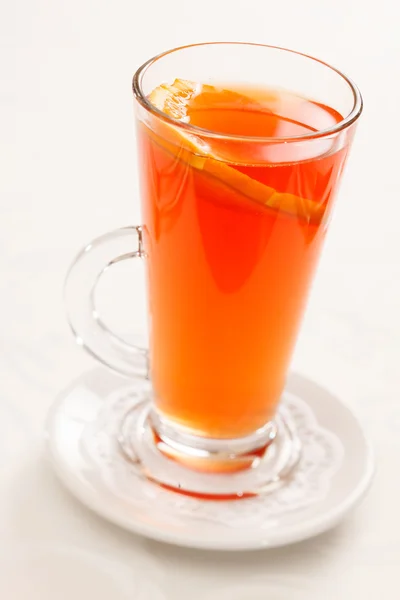Portakal'ın sıcak içecekle — Stok fotoğraf