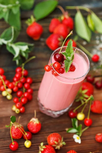 Berry smoothie — Stock Photo, Image