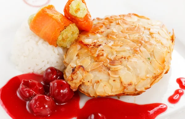 Chicken with cherry sauce — Stock Photo, Image