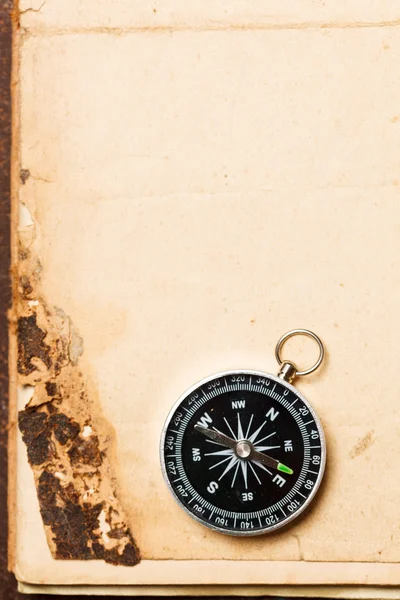 Compass on vintage paper — Stock Photo, Image