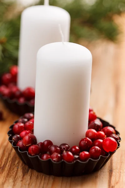 Decoraciones navideñas con velas —  Fotos de Stock