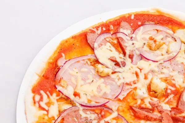 Smakelijke pizza — Stockfoto