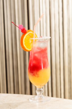 Turuncuyla kokteyl