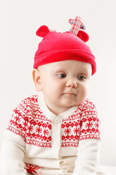 Chico divertido con bonito disfraz de Navidad — Foto de Stock