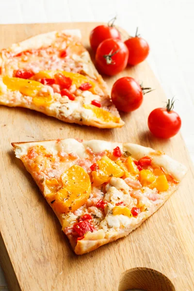 Pizza — Stockfoto