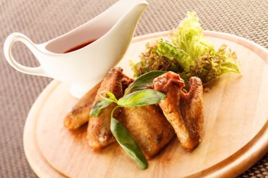 Soslu Tavuk kanat ızgara