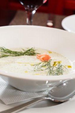 Somonlu krema çorbası