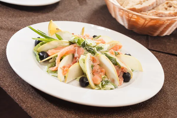 Somon salatası — Stok fotoğraf