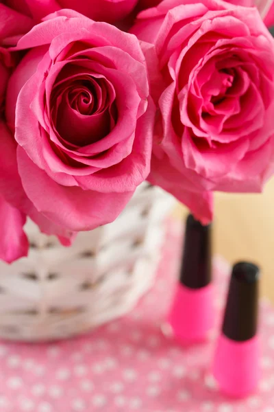 Roze rozen — Stockfoto