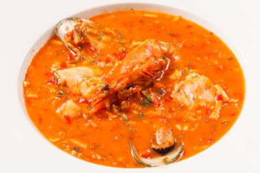 Deniz mahsulleri çorbası