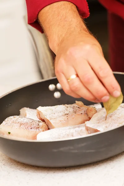 Chef en el trabajo — Foto de Stock