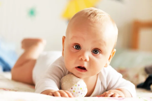 Adorable bebé. — Foto de Stock