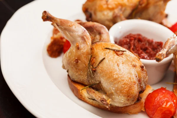 Baked quail — Stock Photo, Image