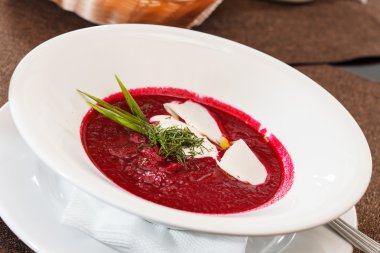 soğuk pancar çorbası