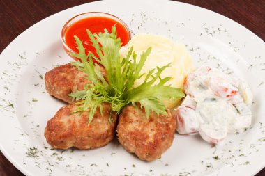 Patates ile Beşamel sos