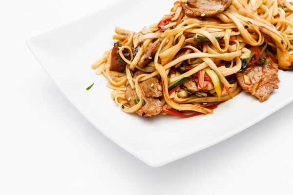 Noodle with meat and vegetables — Stock Photo, Image