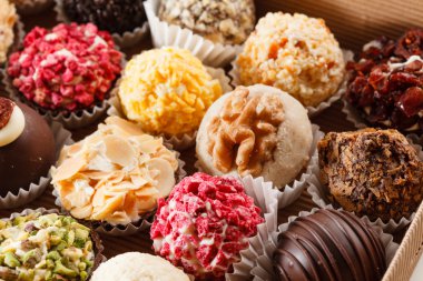 çikolata şekerleme