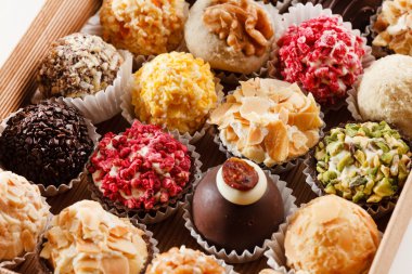 çikolata şekerleme