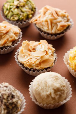 çikolata şekerleme