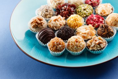 çikolata şekerleme