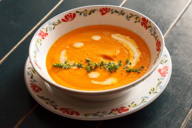 kremalı balkabağı çorbası