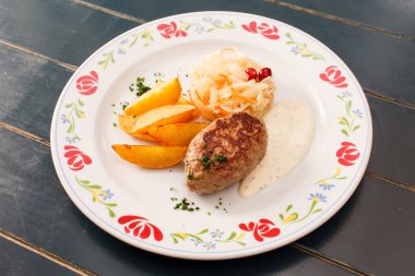 göğsü patates ile