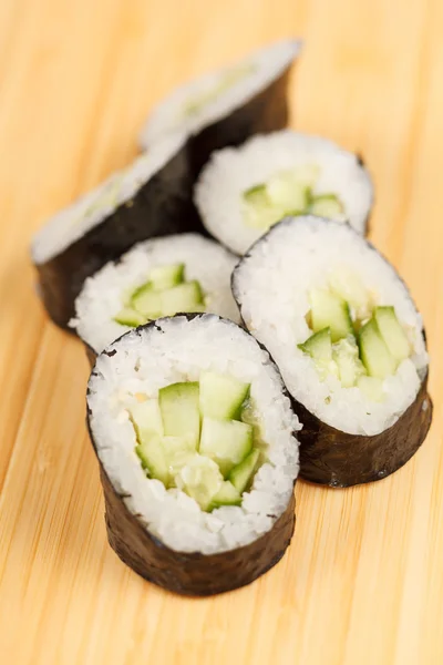 Sushi com pepino — Fotografia de Stock