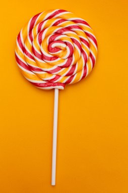 renkli sarmal lolipop