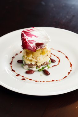 Salas ile kırmızı fasulye