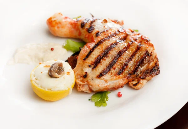 Grilled chicken leg — Stock Photo, Image