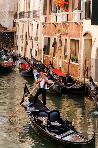 ヴェネツィアのゴンドラ — ストック写真