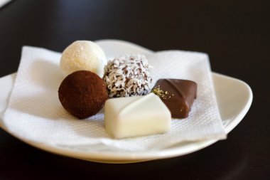 çikolatalı tatlılar