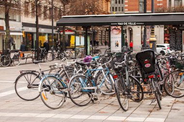 Stockholm'den park etmiş bisikleti