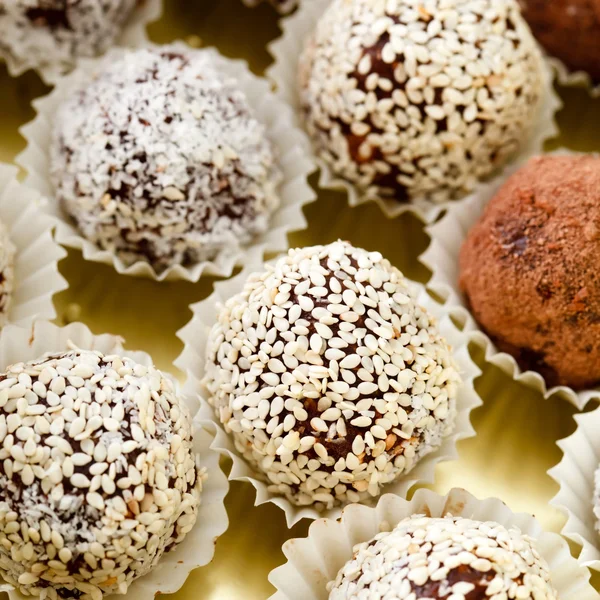 Homemade truffles — Stock Photo, Image