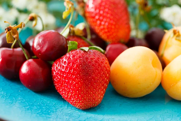 Sweet fruits — Stock Photo, Image