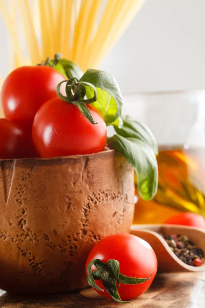 Frische Tomaten — Stockfoto