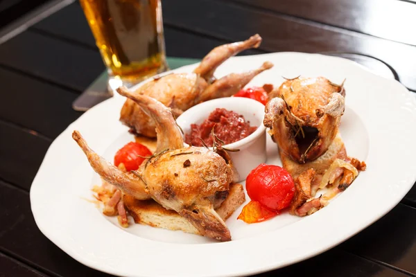 Baked quail — Stock Photo, Image