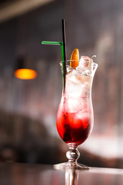 Koktejl v baru — Stock fotografie