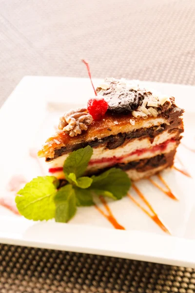 Cake with cherry — Stock Photo, Image