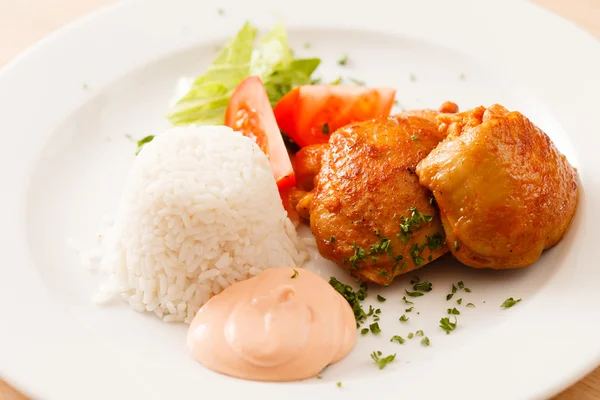 Ayam dengan nasi — Stok Foto