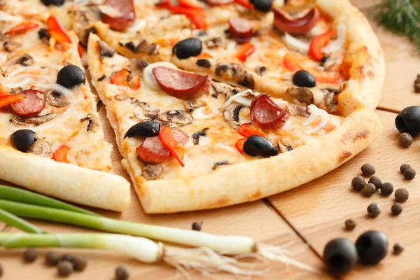 Högsta pizza — Stockfoto