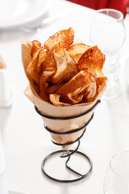 ekmek bir cips