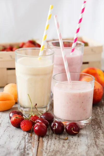 Fruit smoothies — Stock Photo, Image