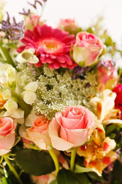 Bloemen in het boeket — Stockfoto